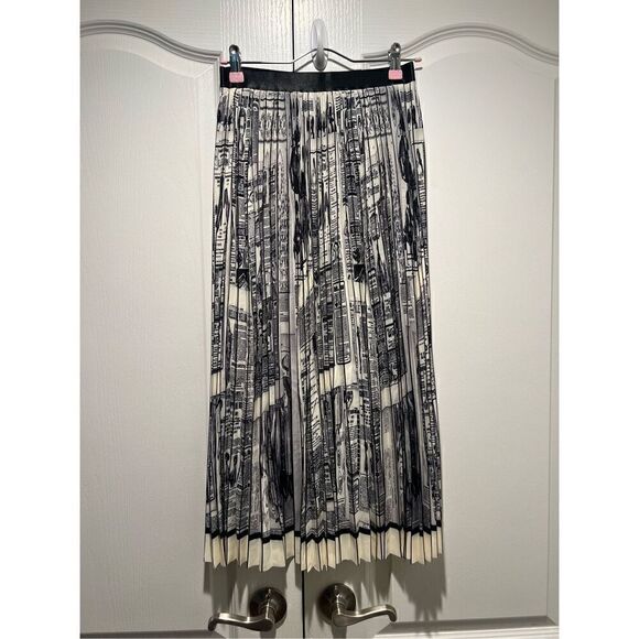 Zero degrees Celsius Newspaper Vintage Print pleated Midi Skirt Size S NWOT$230 - Picture 3 of 5
